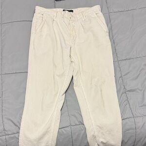 Zara Men's Corduroy Pants in Cream
